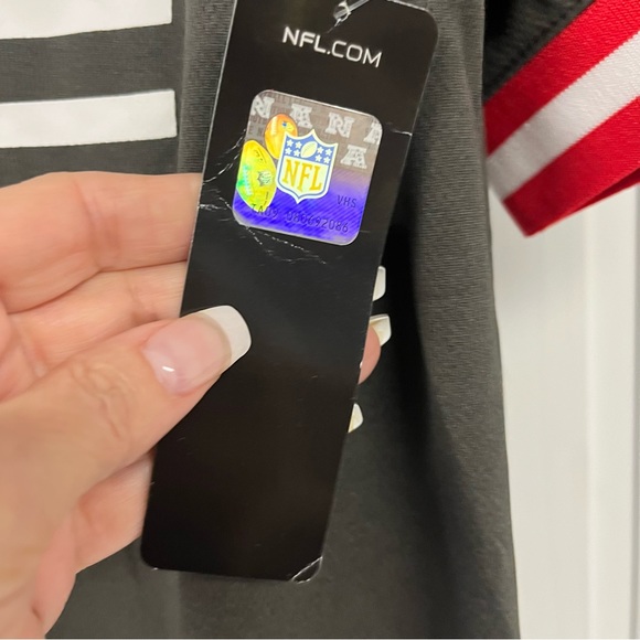 NWT Tampa Bay Buccaneers Jersey Size Small - Picture 6 of 8